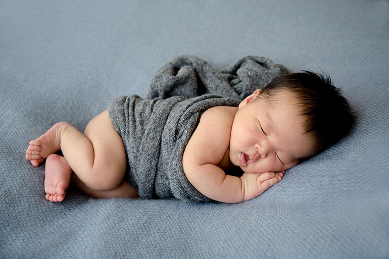 3 week old baby photos - what if I have missed the first tw weeks for newborn photos.